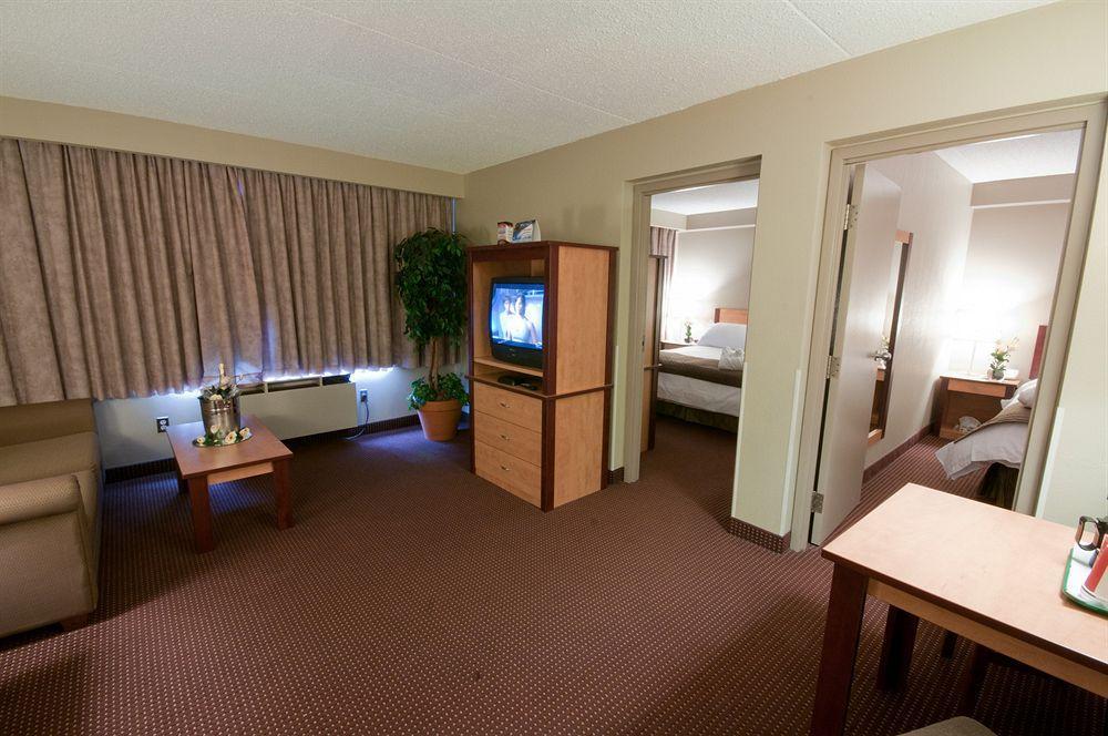 Canad Inns Destination Centre Transcona 위니펙 외부 사진