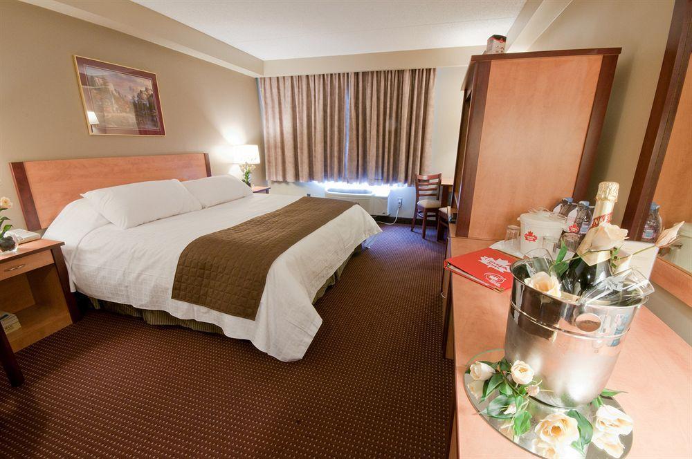 Canad Inns Destination Centre Transcona 위니펙 외부 사진