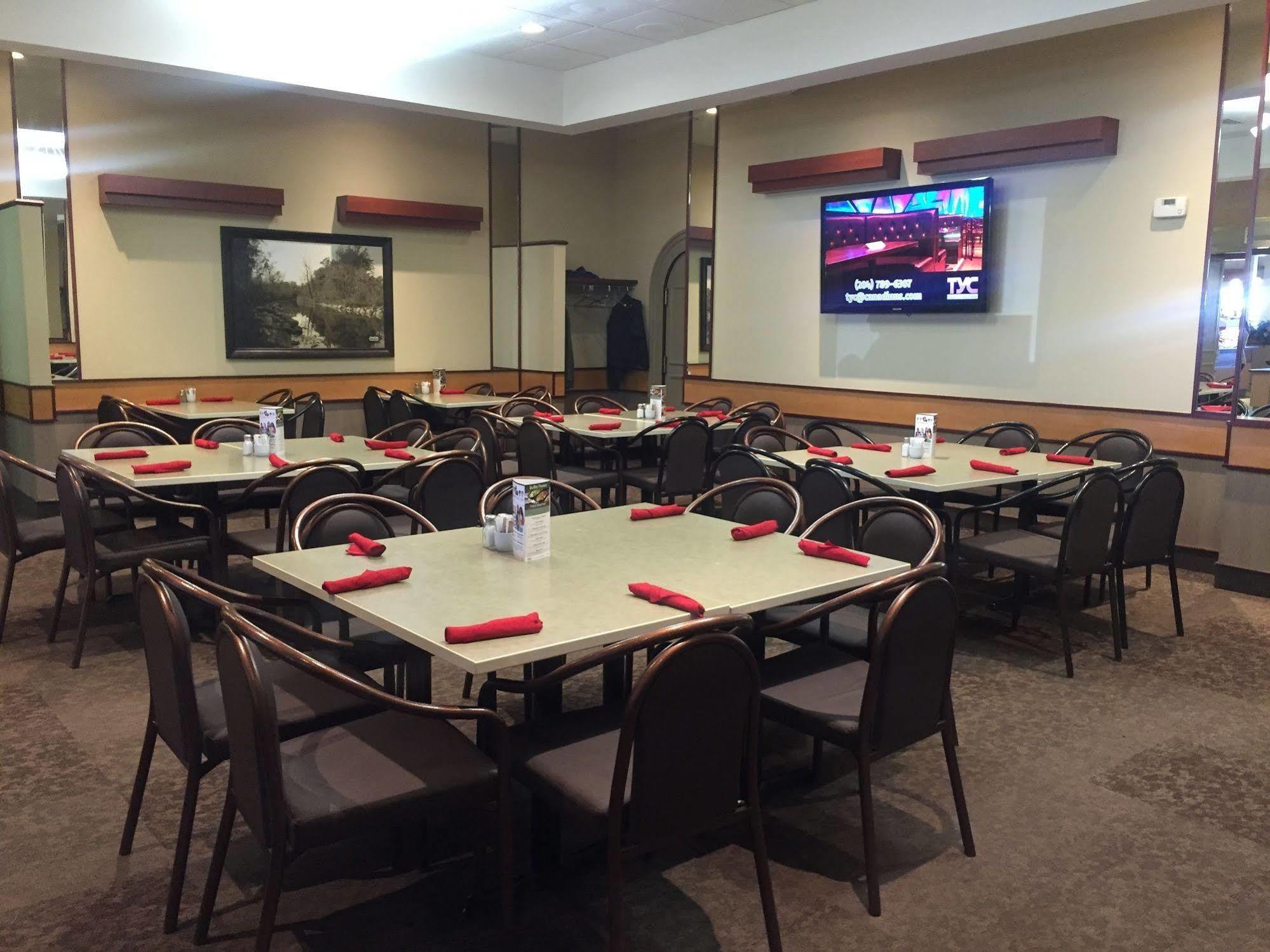 Canad Inns Destination Centre Transcona 위니펙 외부 사진