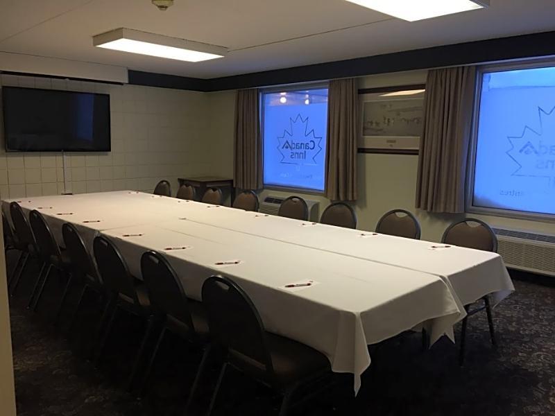 Canad Inns Destination Centre Transcona 위니펙 외부 사진